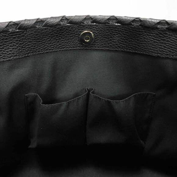 GUCCI Authentic Black Shoulder Bag - Picture 12 of 16